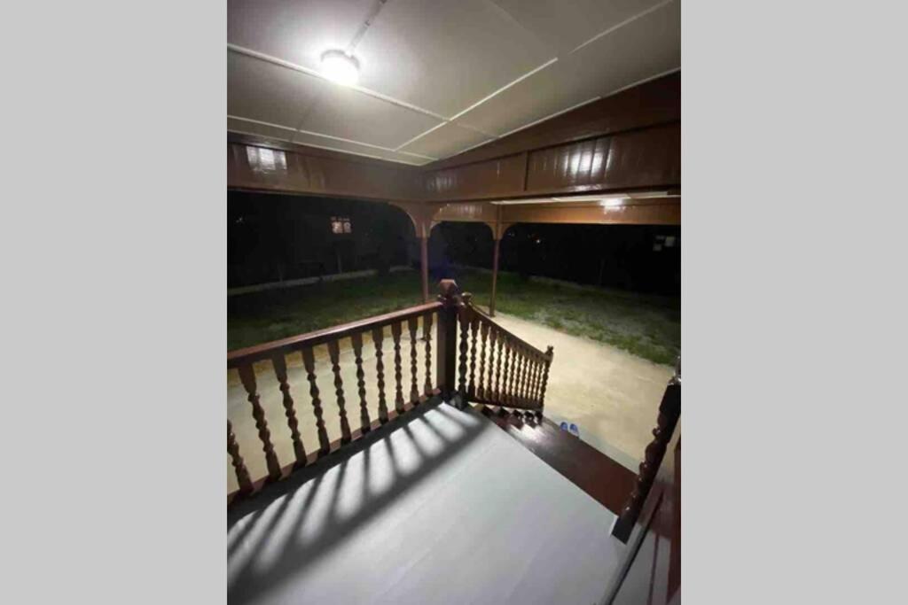 De Rhumaa Homestay 쿠알라트렝가누 외부 사진